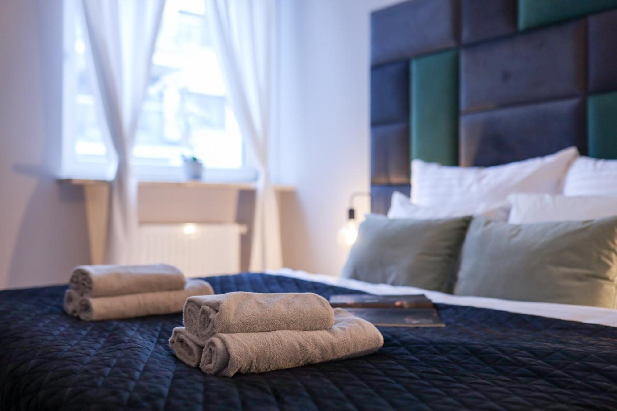 Six Dreams Spot Apartment พอซนาน ภายนอก รูปภาพ