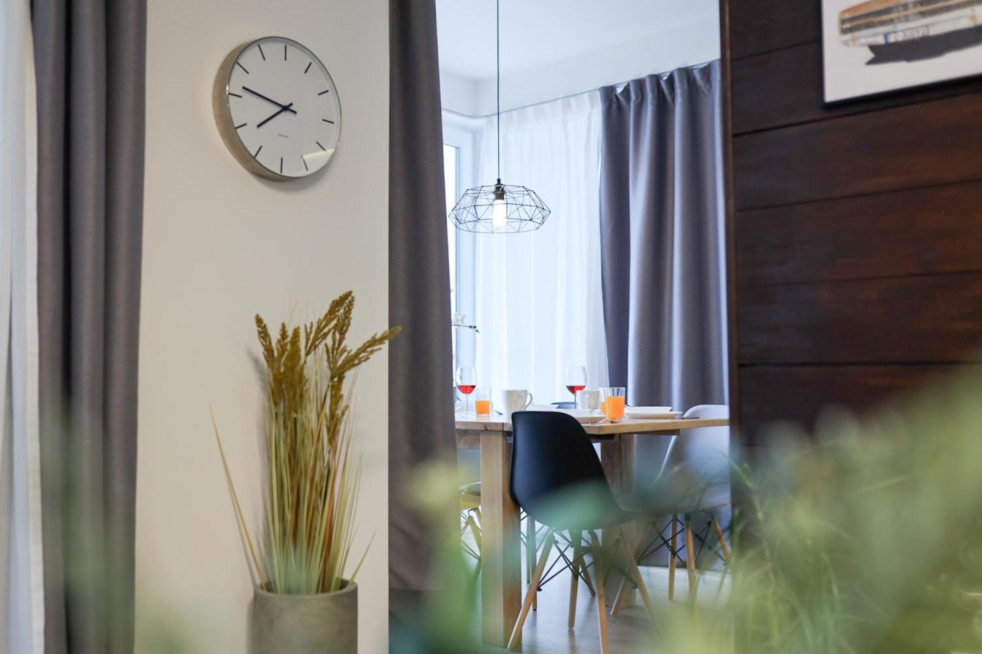 Six Dreams Spot Apartment พอซนาน ภายนอก รูปภาพ