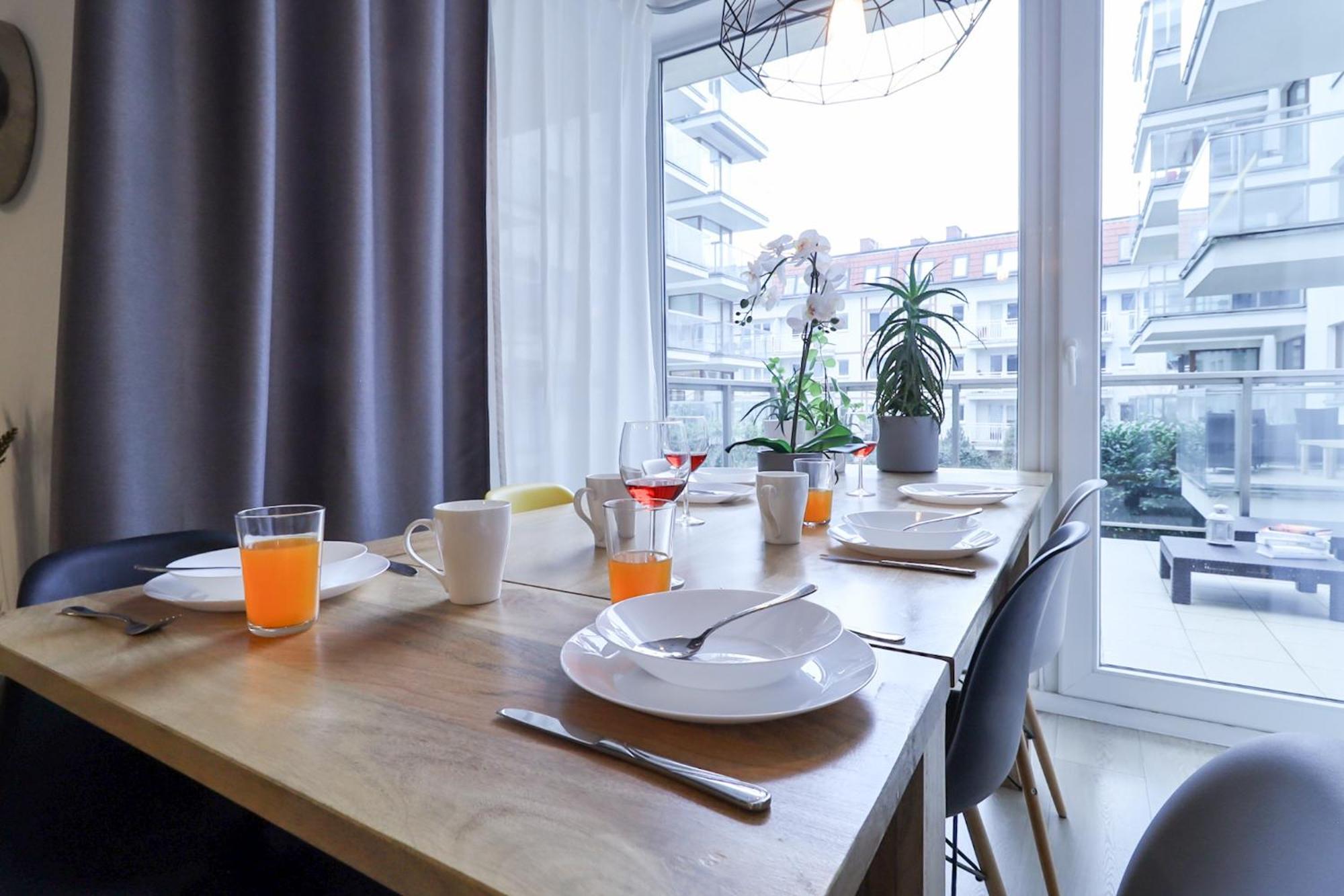 Six Dreams Spot Apartment พอซนาน ภายนอก รูปภาพ